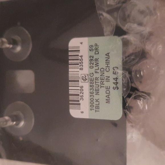 NWT INC RHINESTONE FLOWER DROP EARRINGS - Picture 4 of 4